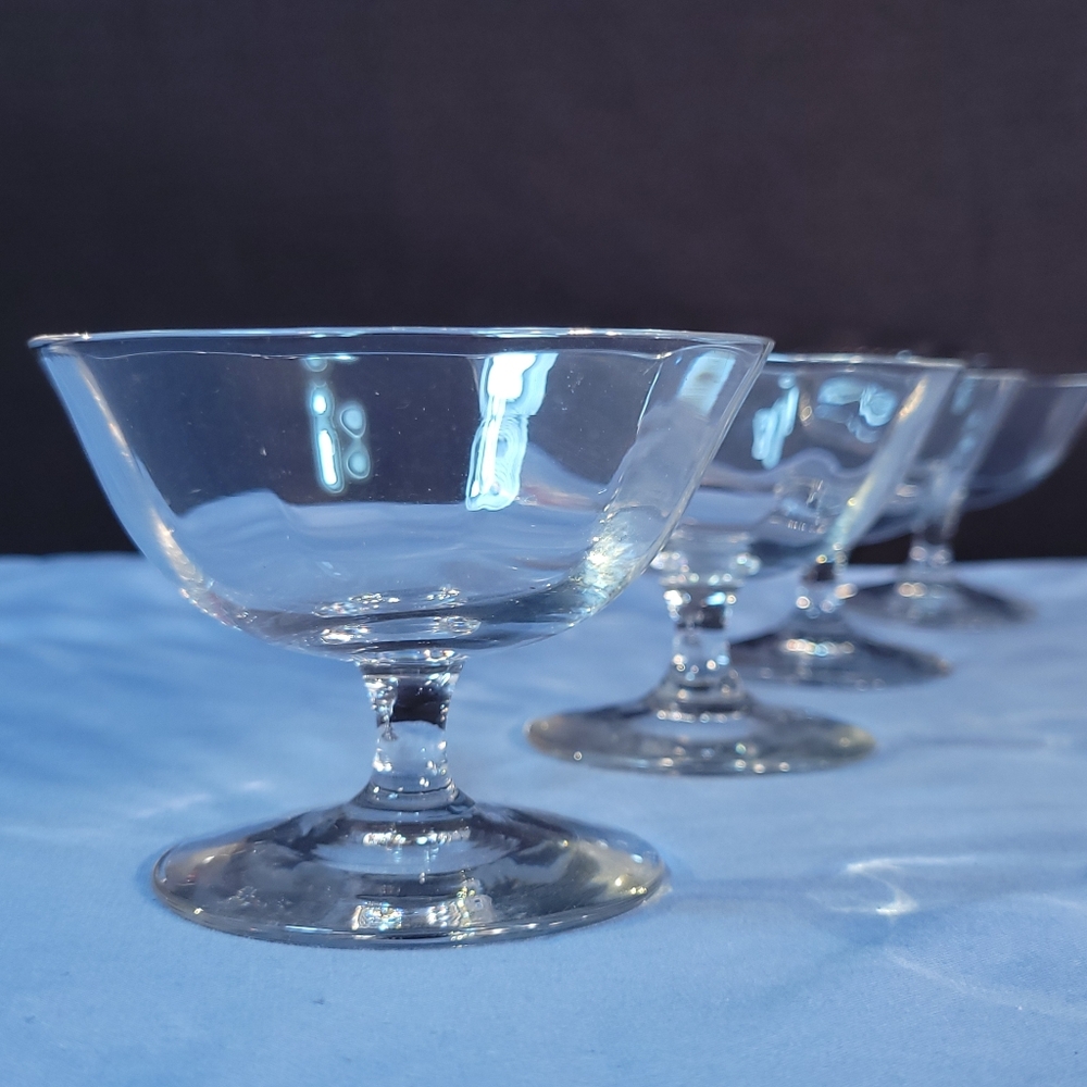 Vintage Dainty Glass Dessert Cordial Cups